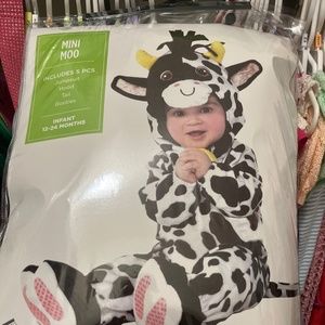 Mini Moo costume infant